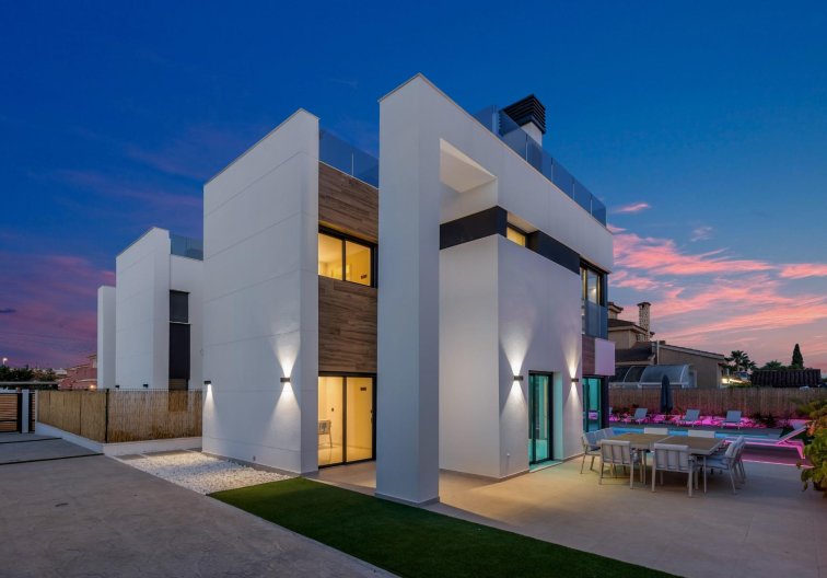 Segunda mano - villa - Torrevieja - Torreta Florida