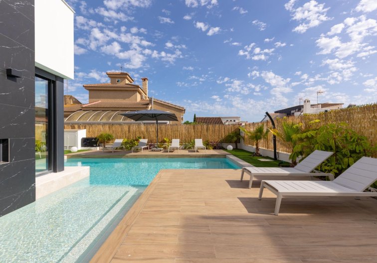 Segunda mano - villa - Torrevieja - Torreta Florida