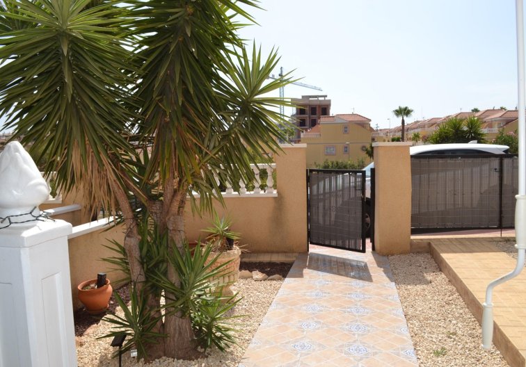 Segunda mano - Apartamento  - Orihuela Costa - Las Filipinas