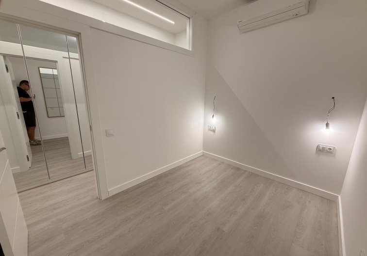 Segunda mano - Apartamento  - Torrevieja - Playa del Cura