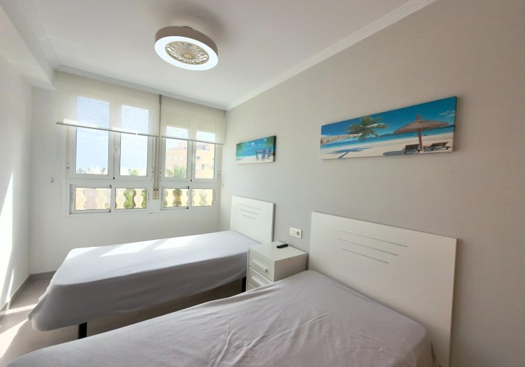 Revente - Appartement - Guardamar del Segura - Urbanizaciones