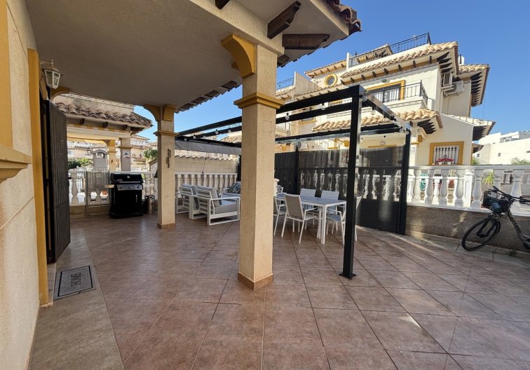 Segunda mano - town house - La Zenia - Costa Blanca