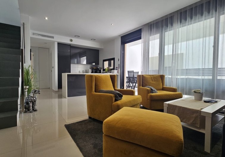 Resale - villa - Villamartin - Costa Blanca