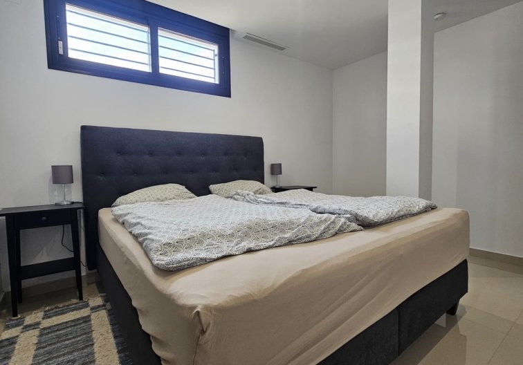 Resale - villa - Villamartin - Costa Blanca
