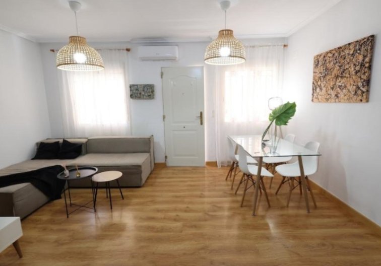 Herverkoop - town house - Orihuela - Inland