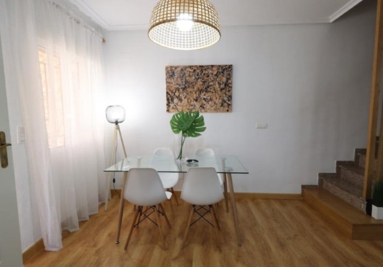 Herverkoop - town house - Orihuela - Inland
