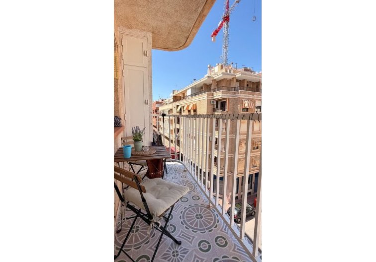 Revente - Appartement - Torrevieja - Habaneras