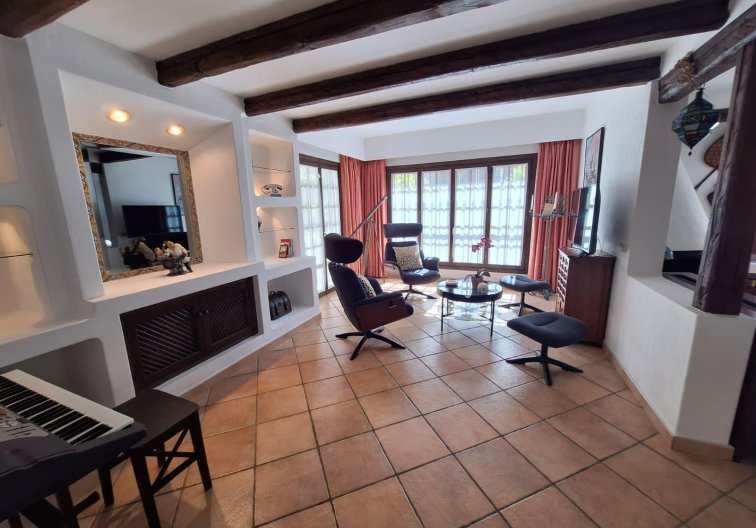 Segunda mano - Apartamento  - Torrevieja - Los Frutales