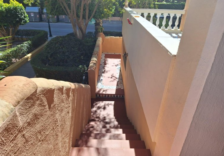 Segunda mano - Apartamento  - Torrevieja - Los Frutales