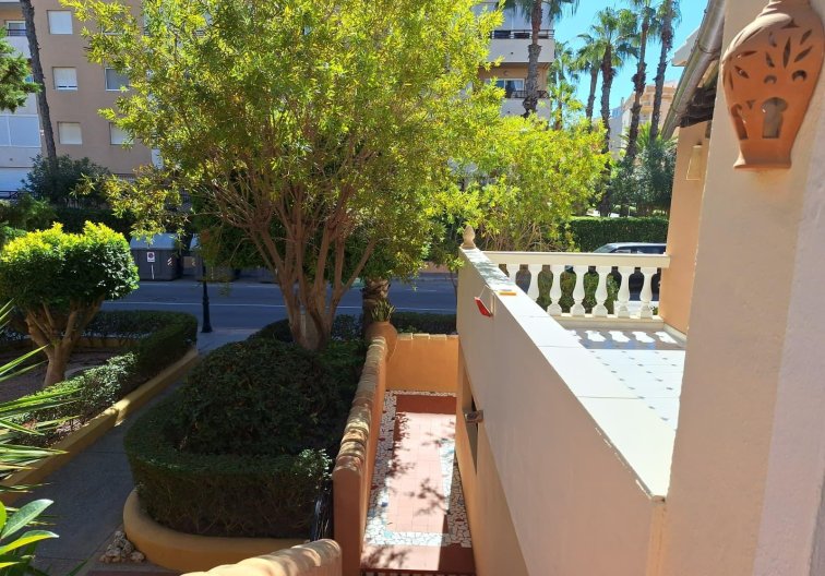 Segunda mano - Apartamento  - Torrevieja - Los Frutales
