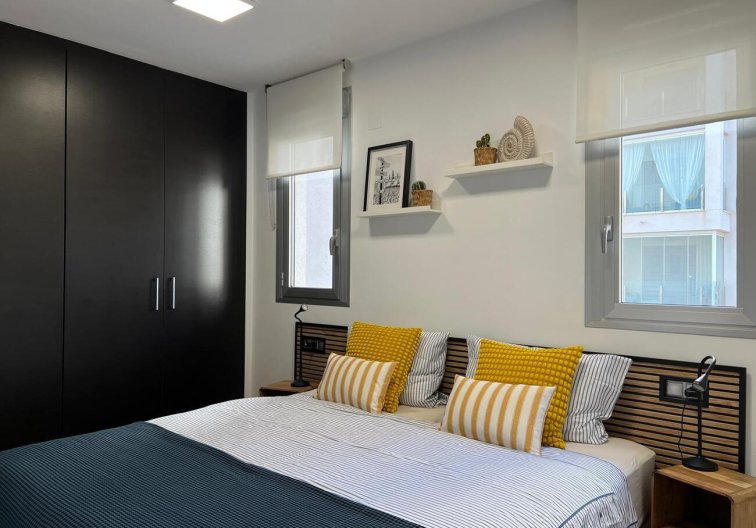 Revente - Appartement - Torrevieja - La Mata
