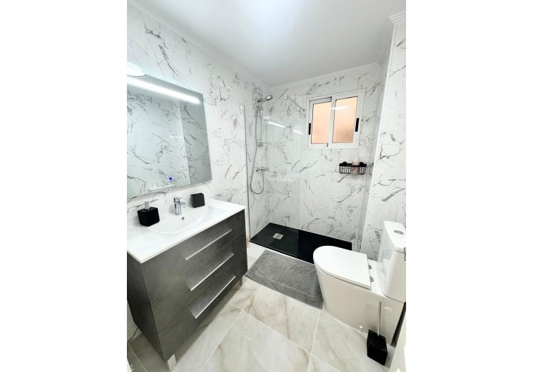 Revente - Appartement - Torrevieja - Centro