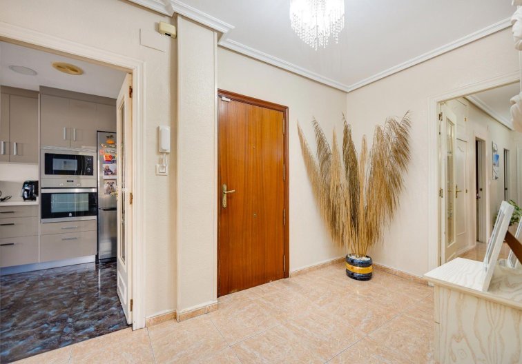 Revente - Appartement - Torrevieja - Centro