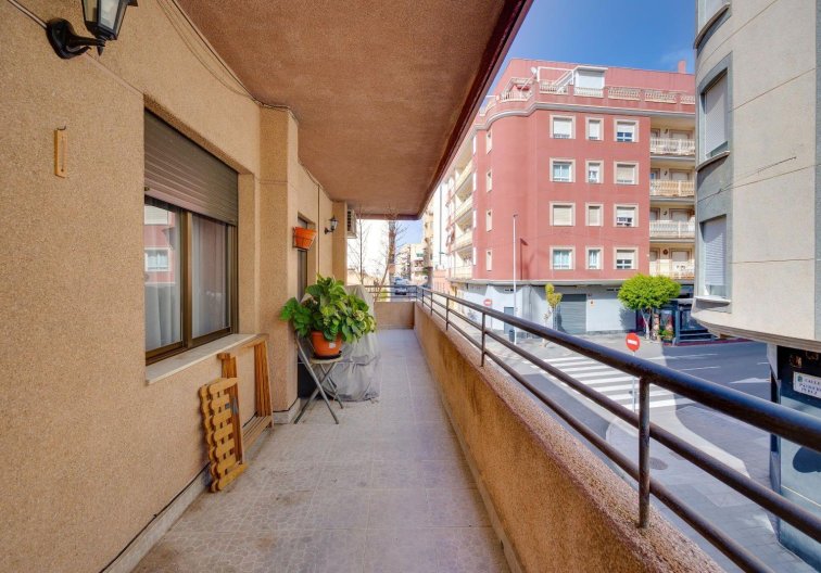 Revente - Appartement - Torrevieja - Centro
