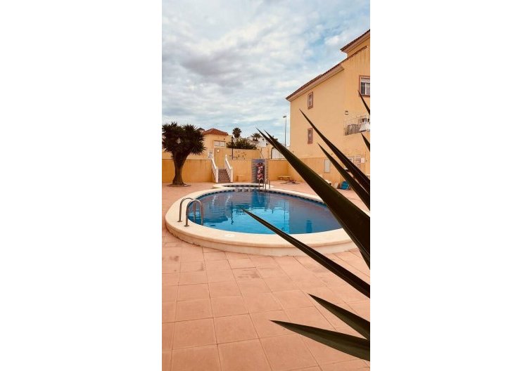 Segunda mano - Apartamento  - Villamartin - Costa Blanca