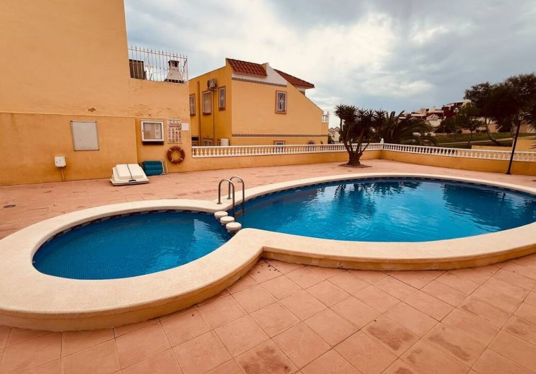 Segunda mano - Apartamento  - Villamartin - Costa Blanca