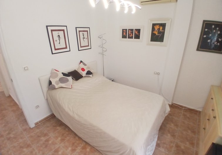Segunda mano - villa - Villamartin - Costa Blanca
