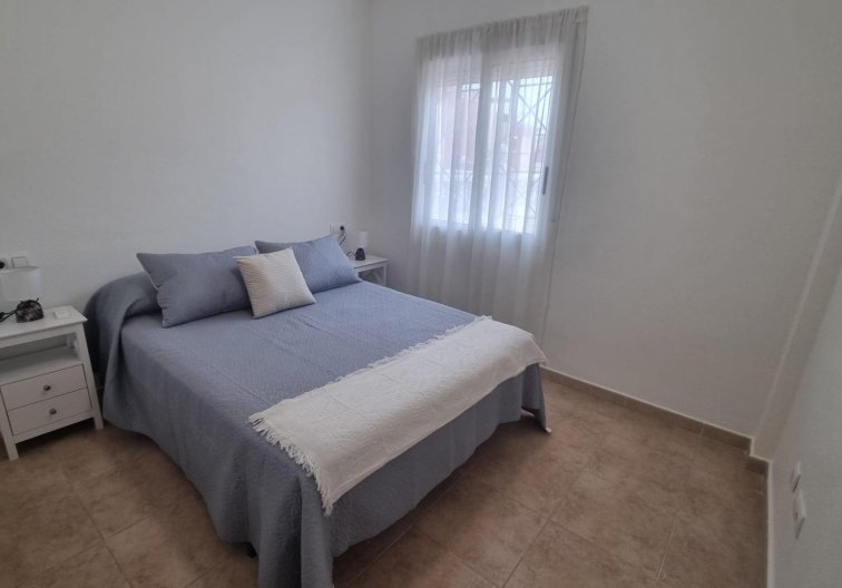Segunda mano - Bungalow - Torrevieja - Torreblanca