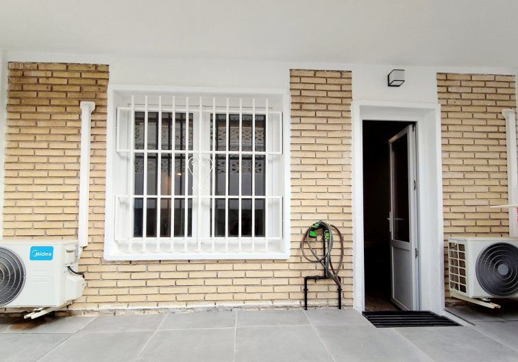 Segunda mano - Apartamento  - La Mata - Costa Blanca