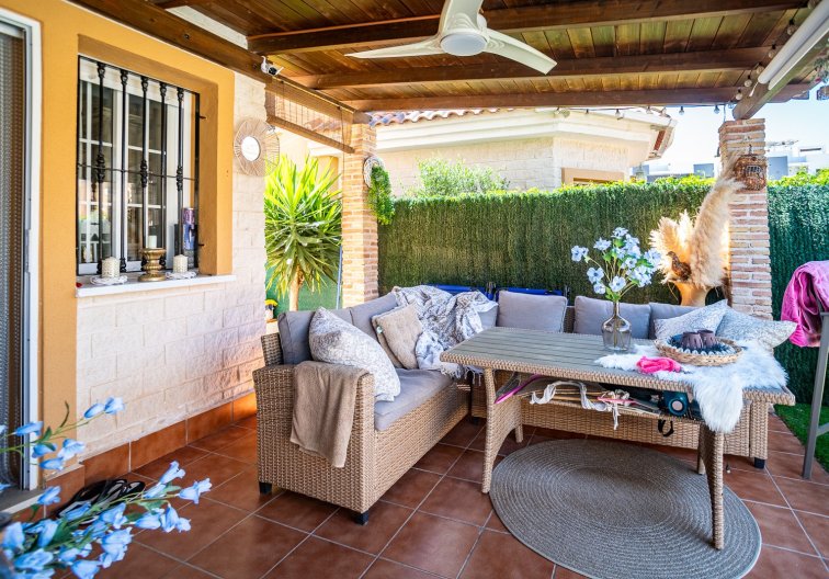 Segunda mano - villa - Guardamar del Segura - Costa Blanca