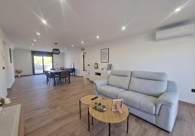 Segunda mano - villa - Torrevieja - Los Balcones - Los Altos Del Edén