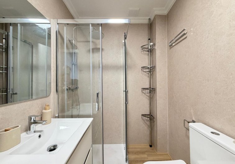Segunda mano - Apartamento  - Torrevieja - Playa de los Locos