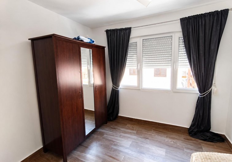 Wiederverkauf - Wohnung - Torrevieja - Playa del Cura