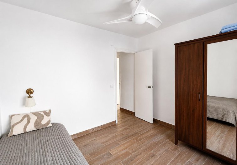 Wiederverkauf - Wohnung - Torrevieja - Playa del Cura