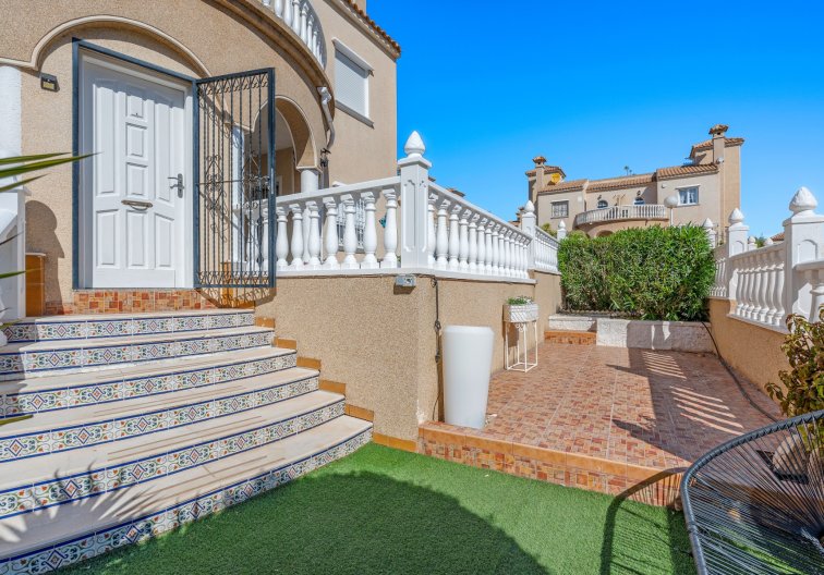 Revente - villa - Villamartin - Costa Blanca