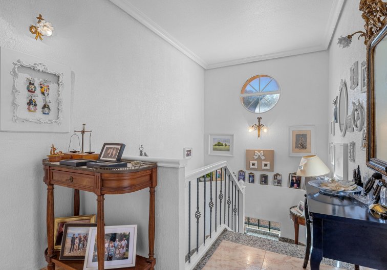Revente - villa - Villamartin - Costa Blanca