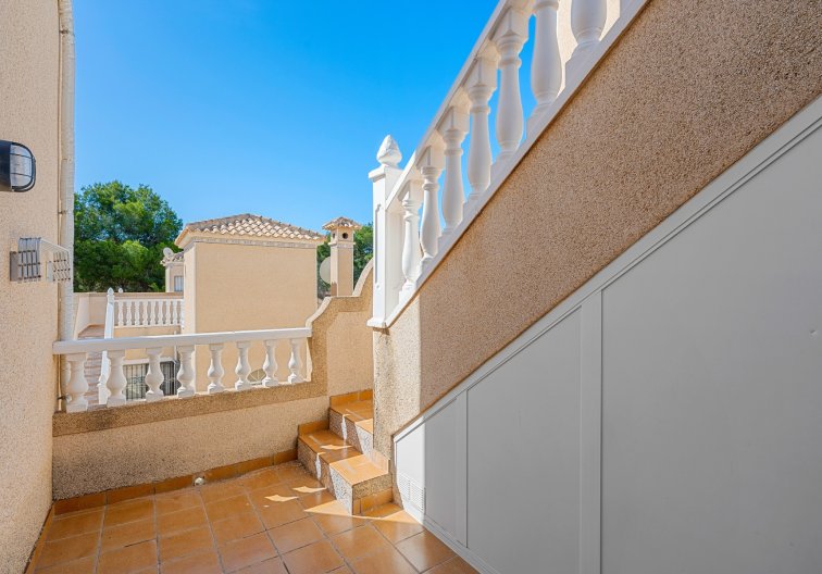 Revente - villa - Villamartin - Costa Blanca