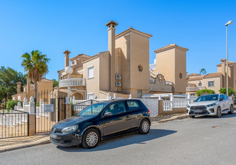 Revente - villa - Villamartin - Costa Blanca