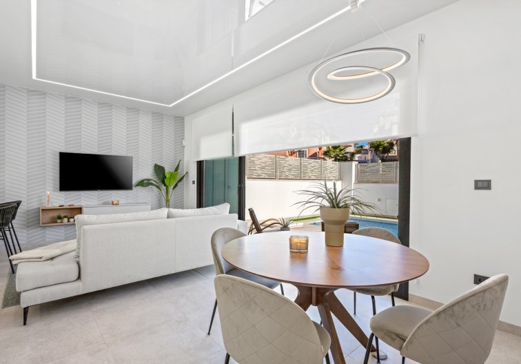 Segunda mano - villa - Villamartin - Costa Blanca