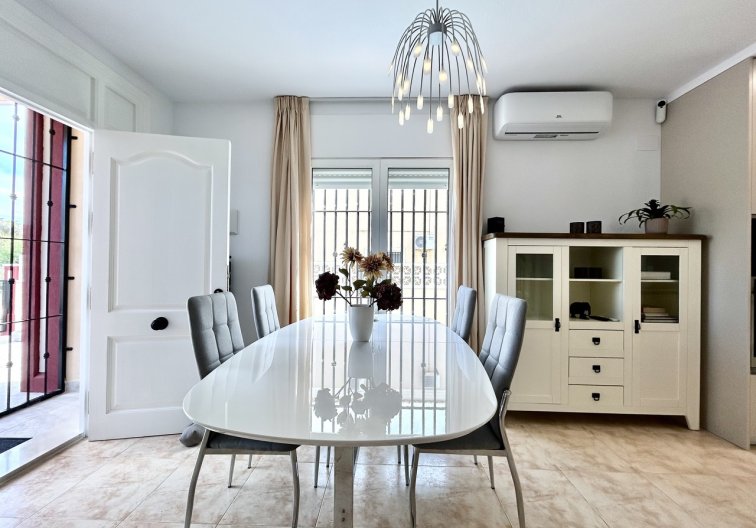 Segunda mano - town house - Dehesa de Campoamor - Costa Blanca