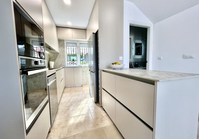 Segunda mano - town house - Dehesa de Campoamor - Costa Blanca