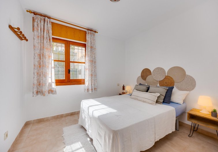 Resale - Bungalow - Torrevieja - Los Balcones 