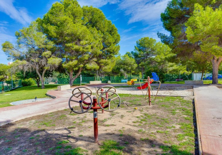 Resale - Bungalow - Torrevieja - Los Balcones 