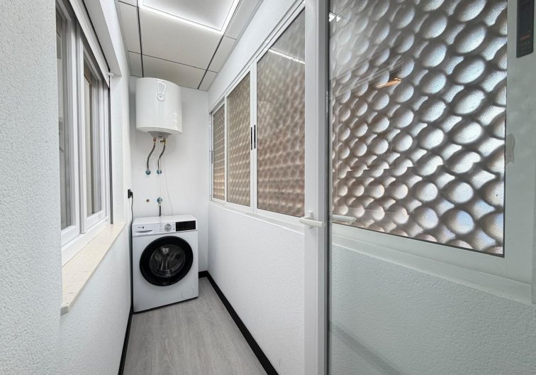 Wiederverkauf - Wohnung - Torrevieja - Playa del Cura