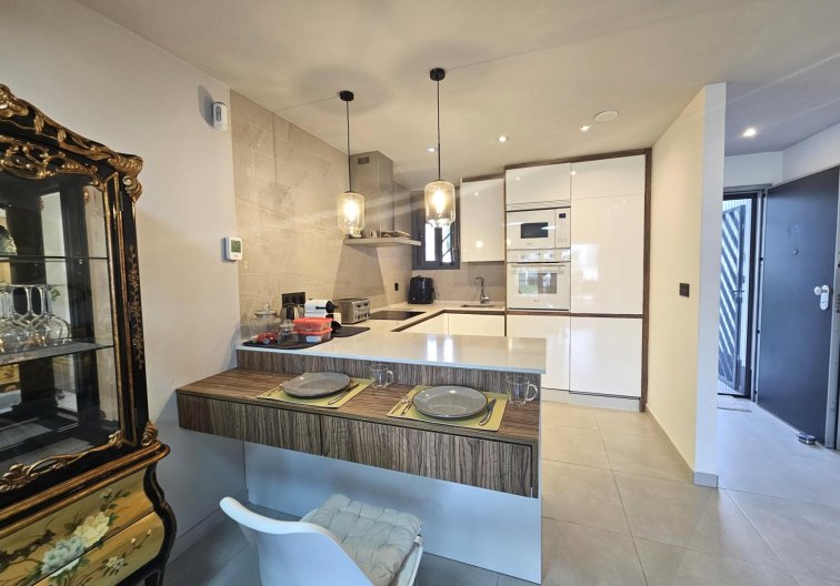 Resale - Apartment - Guardamar del Segura - El Raso