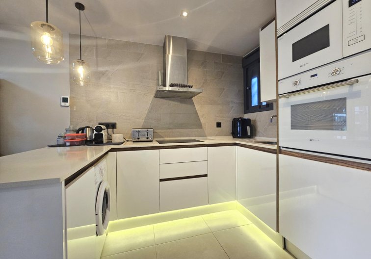 Resale - Apartment - Guardamar del Segura - El Raso