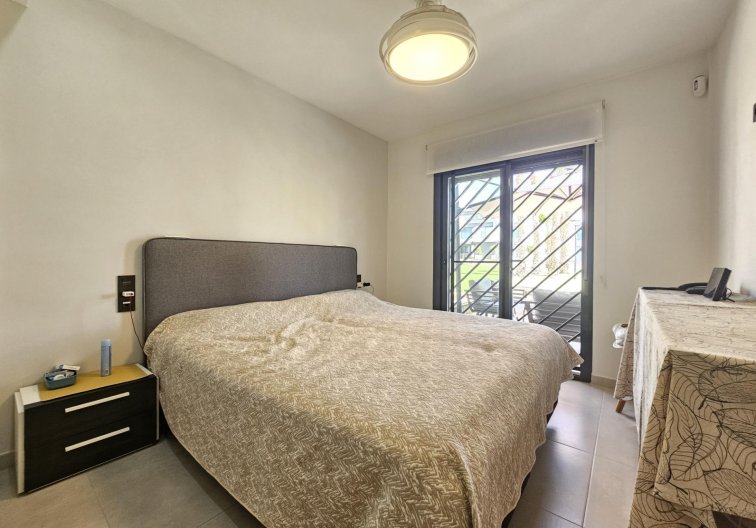 Resale - Apartment - Guardamar del Segura - El Raso