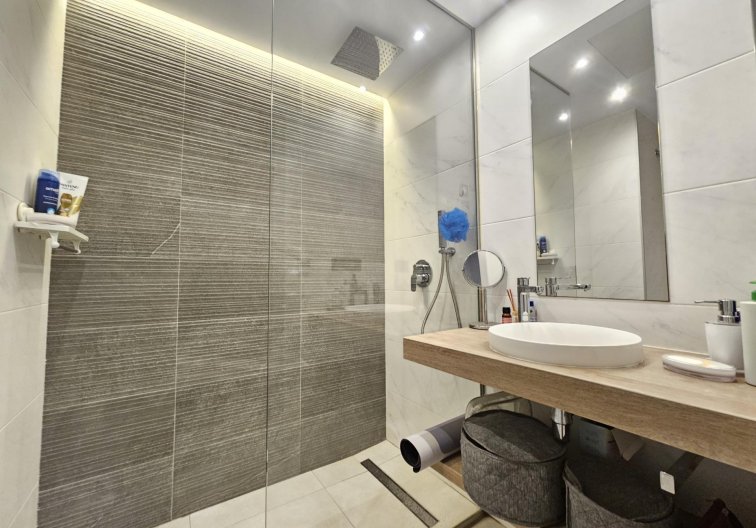 Resale - Apartment - Guardamar del Segura - El Raso