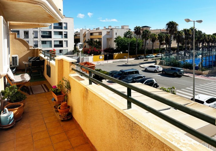Resale - Apartment - Orihuela Costa - Costa Blanca