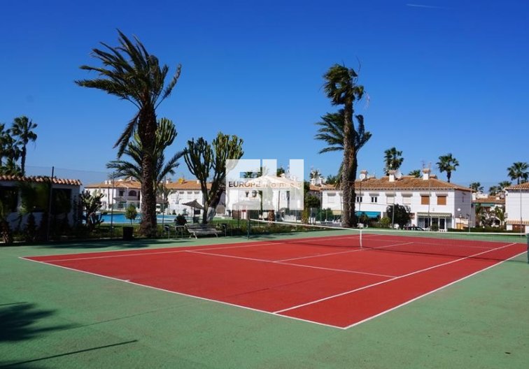 Segunda mano - Bungalow en planta baja - Torrevieja - Los Balcones - Lago Jardin
