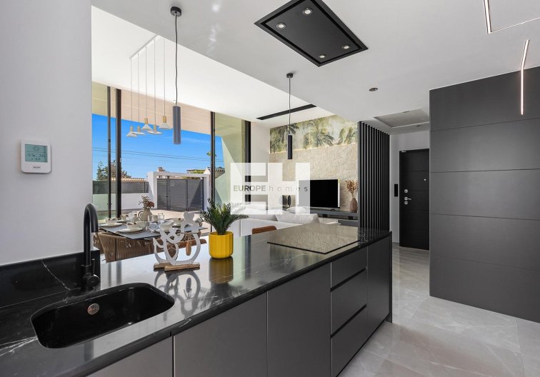 Obra Nueva - villa - Torrevieja - Los Balcones 