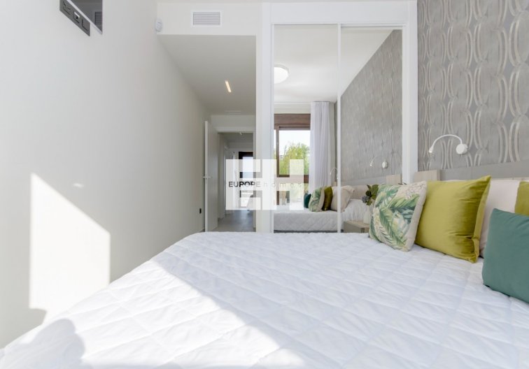 Obra Nueva - Bungalow en planta alta - Torrevieja - Los Balcones 