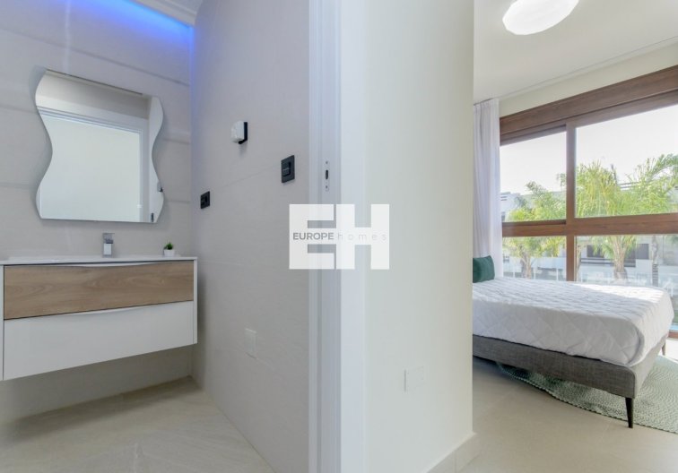 Obra Nueva - Bungalow en planta alta - Torrevieja - Los Balcones 